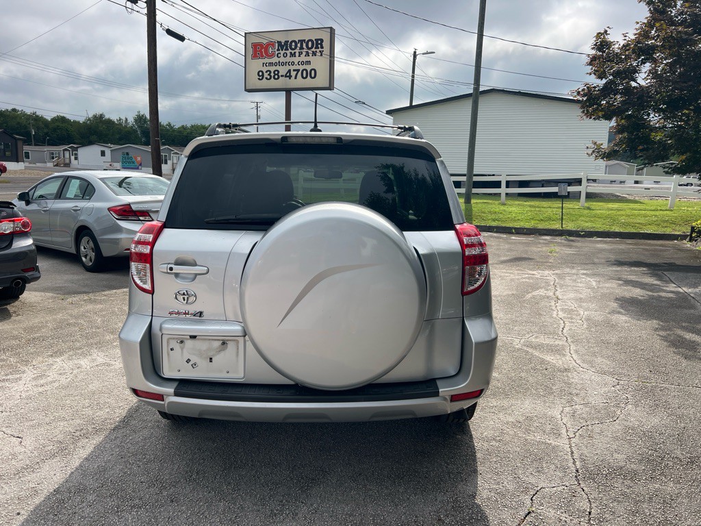 2011 Toyota Rav4 Image 3