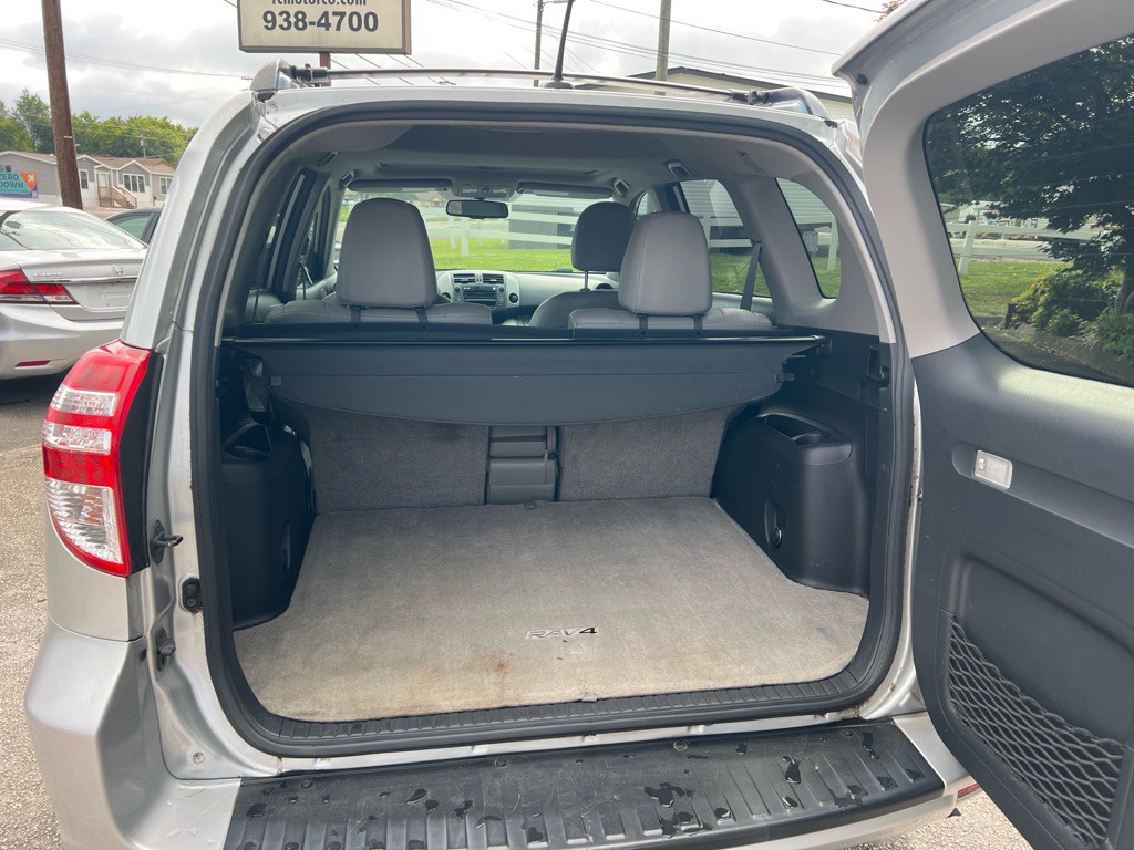 2011 Toyota Rav4 Image 11