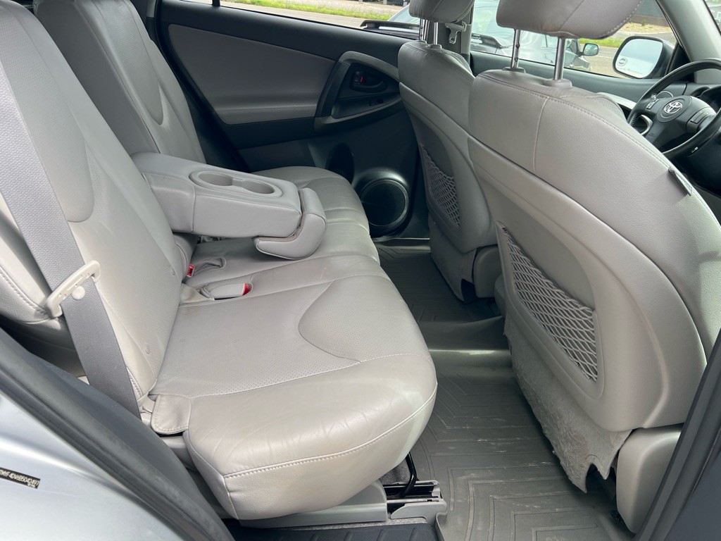 2011 Toyota Rav4 Image 13