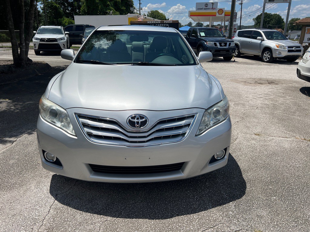 2011 Toyota Camry Image 6