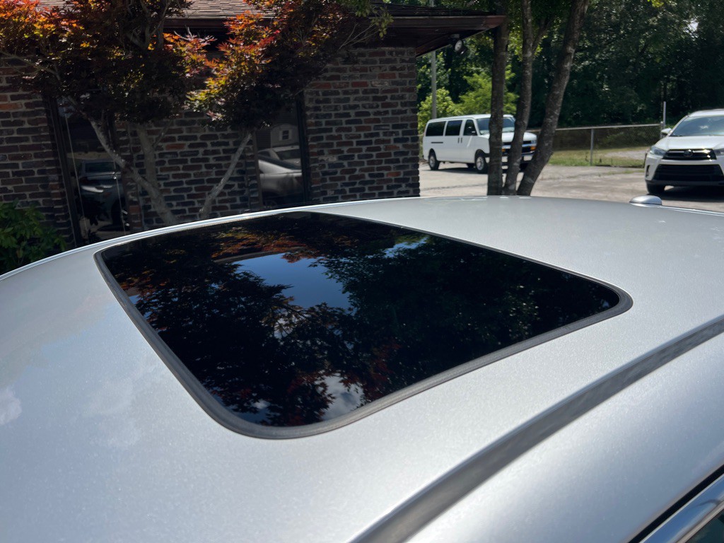 2011 Toyota Camry Image 7