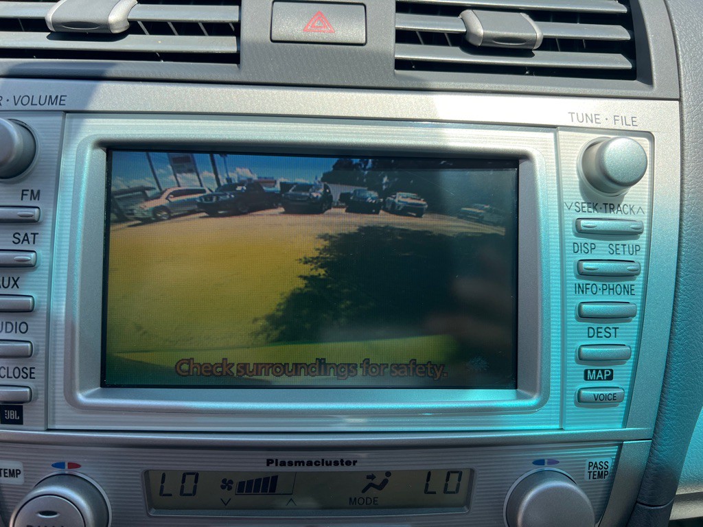 2011 Toyota Camry Image 19