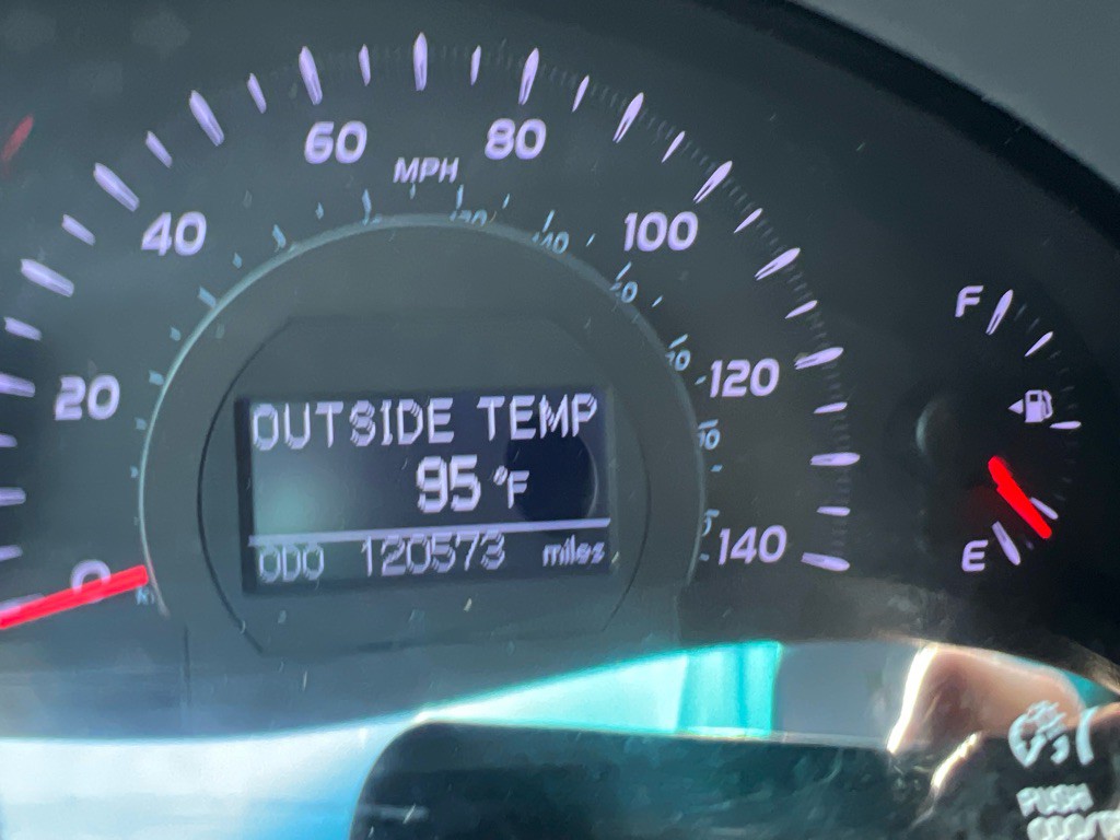 2011 Toyota Camry Image 22