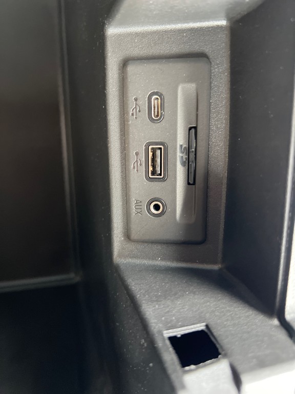 2022 Chevrolet Silverado 1500 Image 32