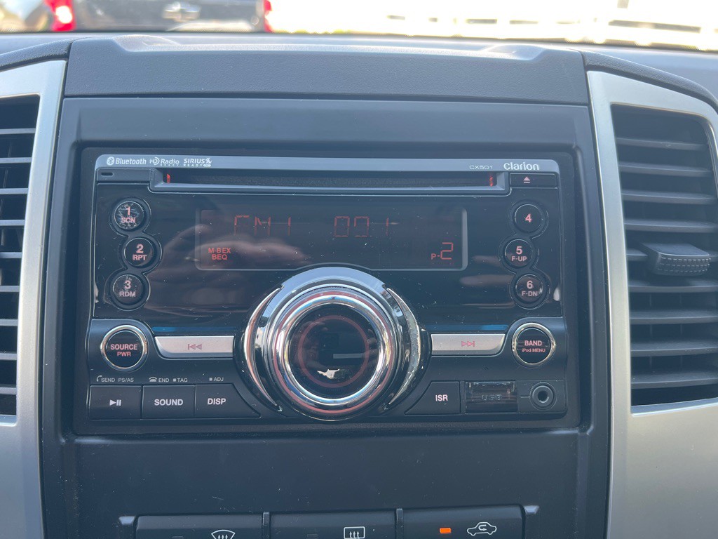 2011 Nissan Xterra Image 15