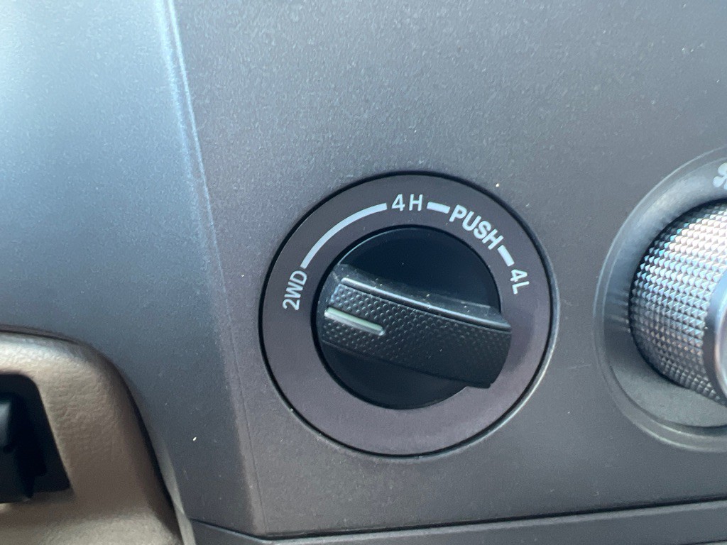 2012 Toyota Sequoia Image 22