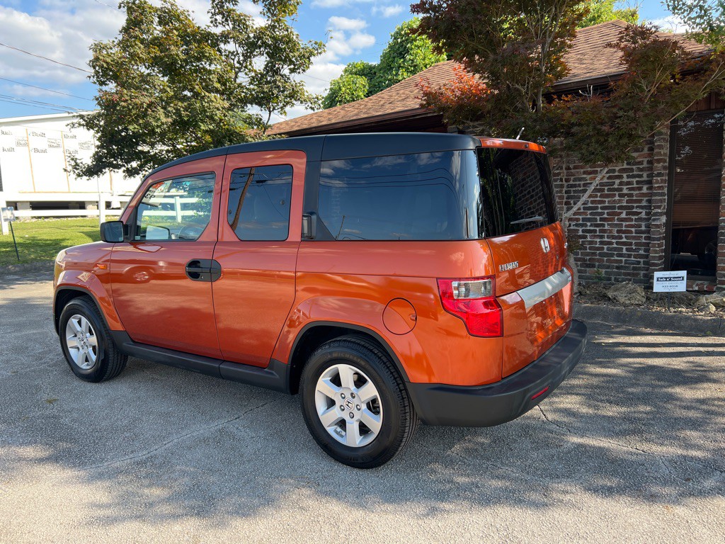 2010 Honda Element Image 2