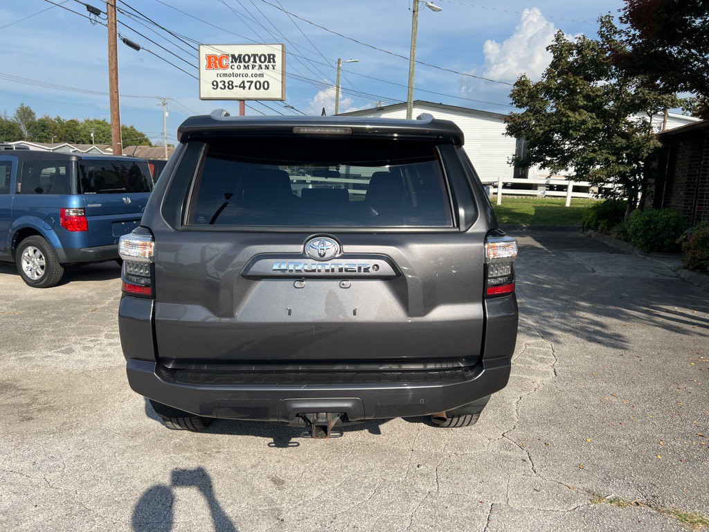 2015 Toyota 4Runner Image 3