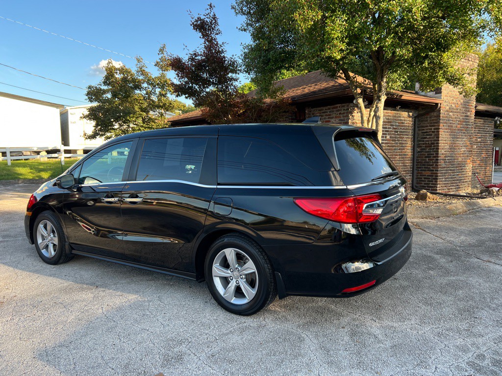 2019 Honda Odyssey Image 2