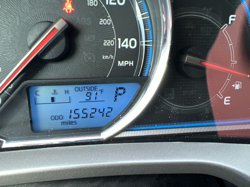 2015 Toyota Rav4 Image 23
