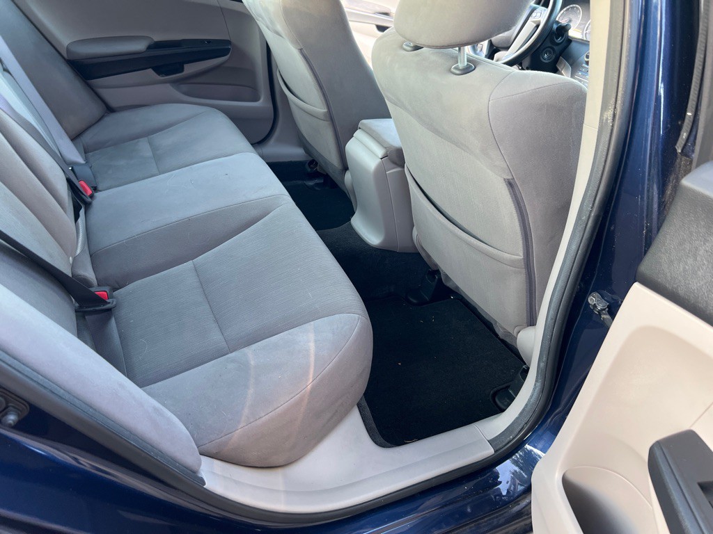 2011 Honda Accord Image 10