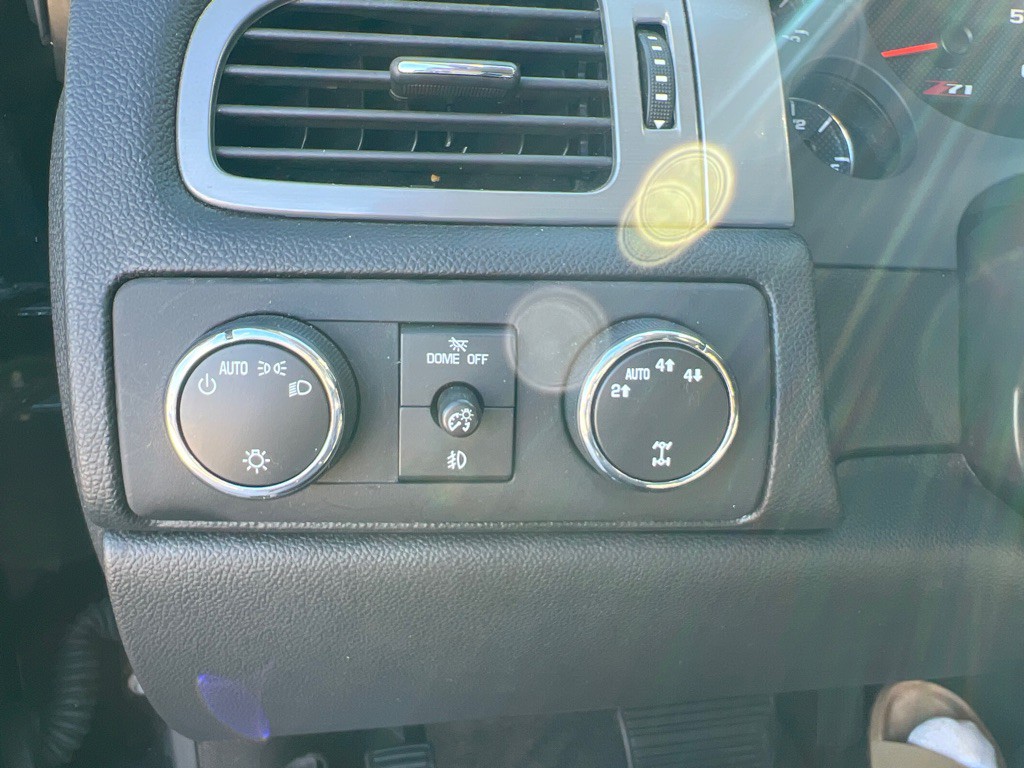 2008 Chevrolet Tahoe Image 17