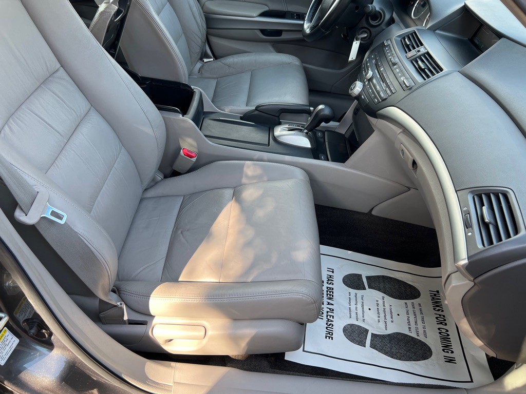 2009 Honda Accord Image 12