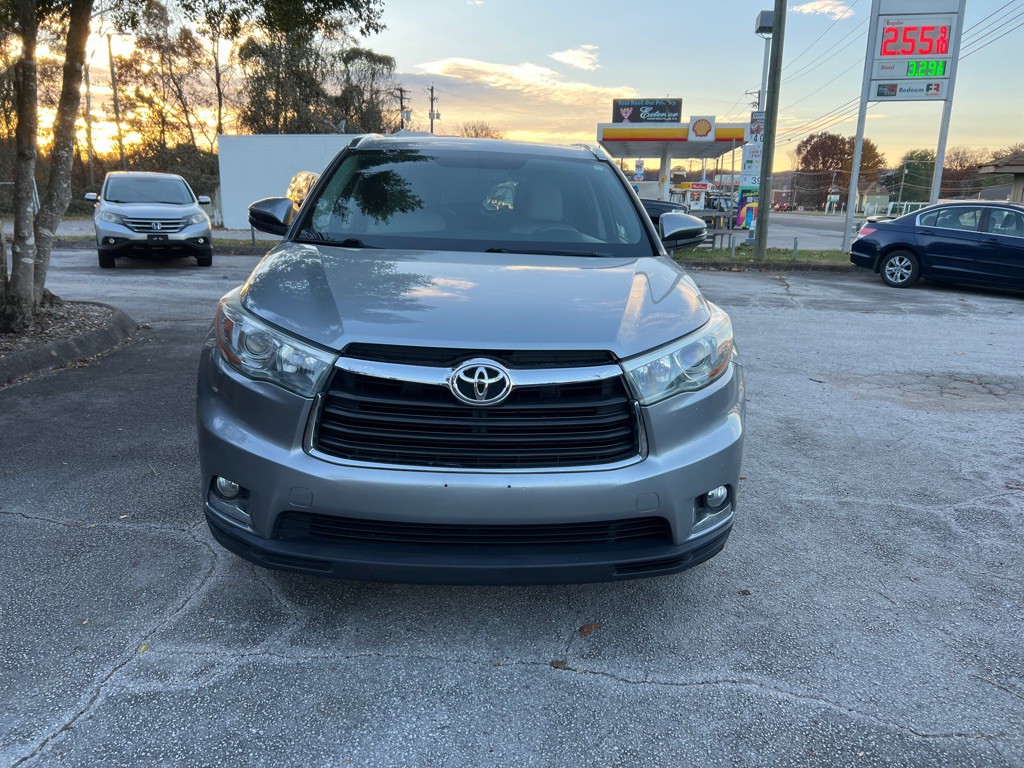 2015 Toyota Highlander Image 7