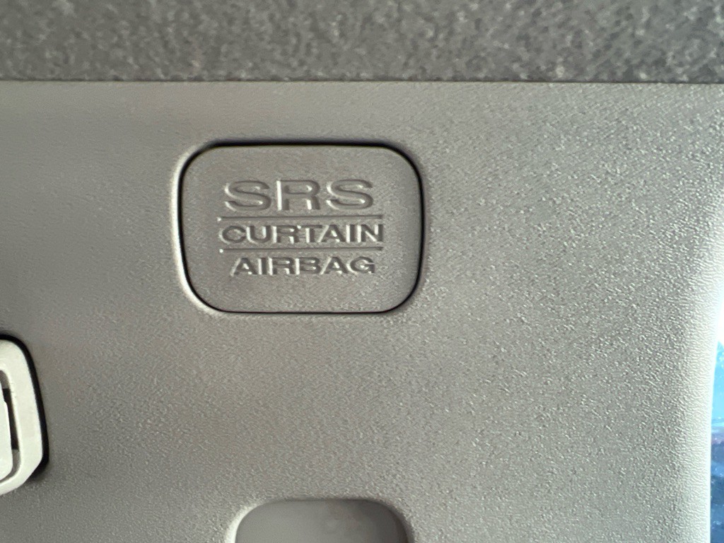 2017 Nissan Frontier Image 17