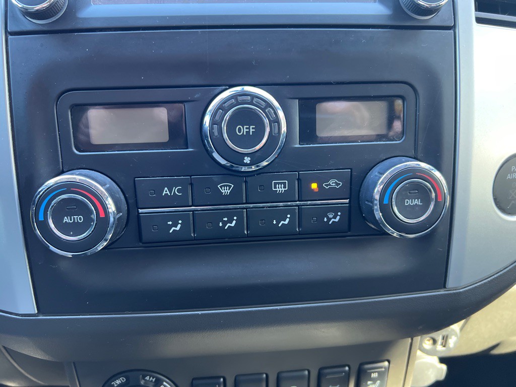 2017 Nissan Frontier Image 18