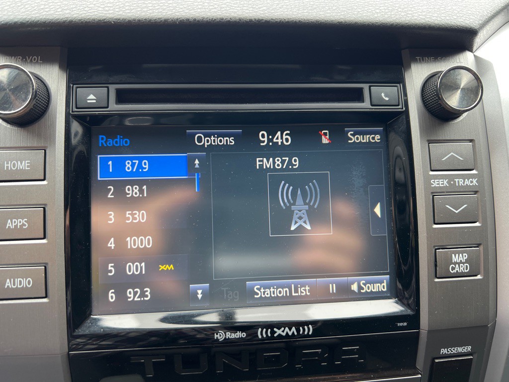 2017 Toyota Tundra Image 18