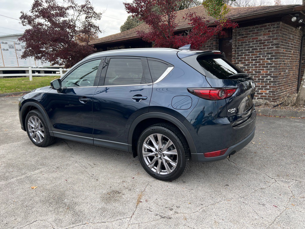 2019 Mazda CX-5 Image 2