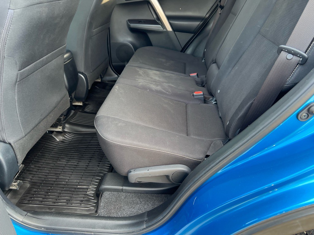 2018 Toyota Rav4 Image 9