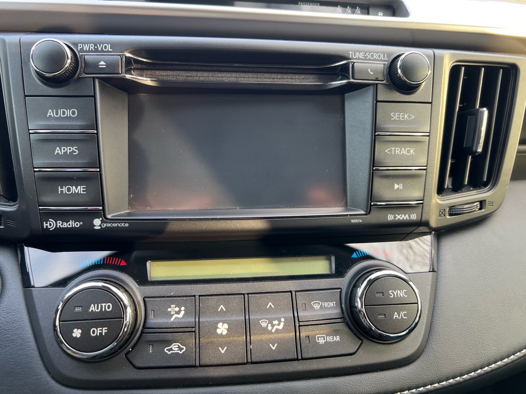 2018 Toyota Rav4 Image 14