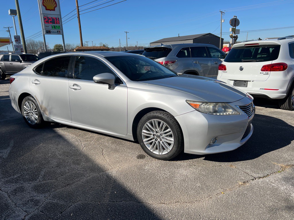 2013 Lexus ES Image 5