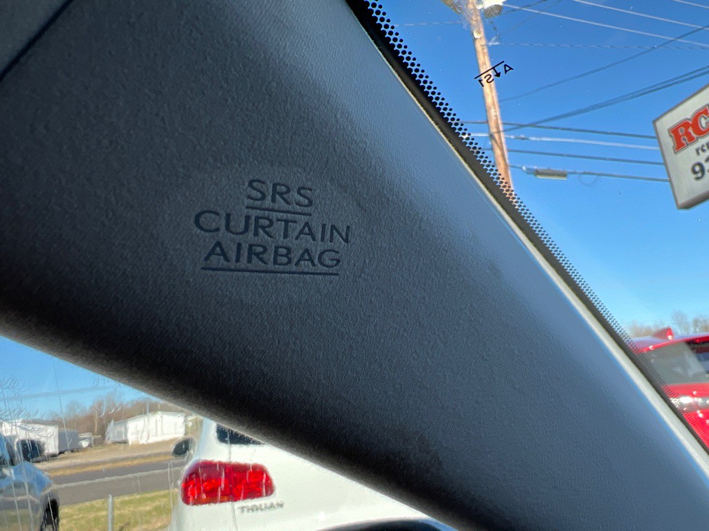 2013 Lexus ES Image 13