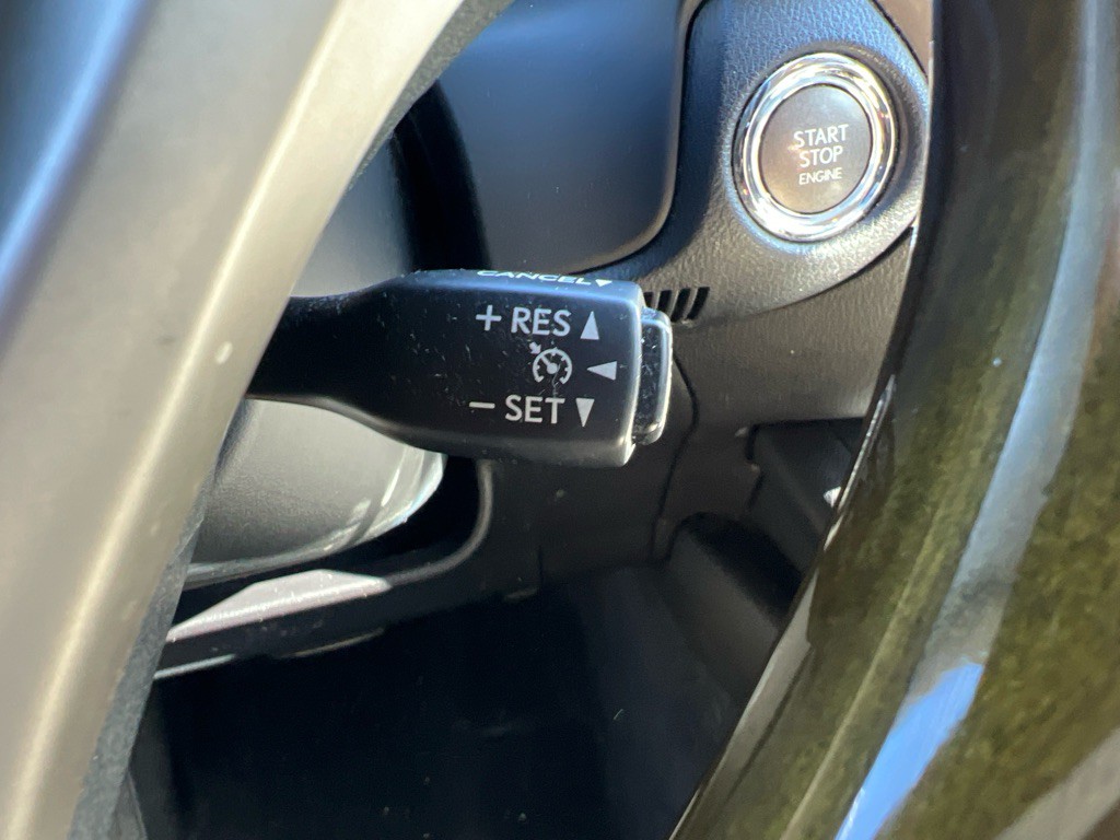 2013 Lexus ES Image 14