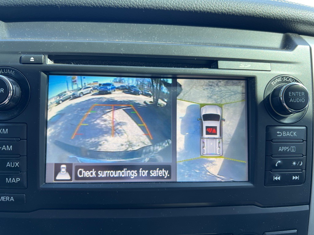 2017 Nissan Titan Image 24