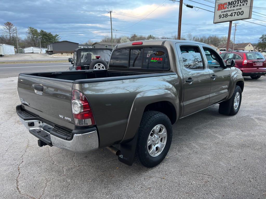 2011 Toyota Tacoma Image 4