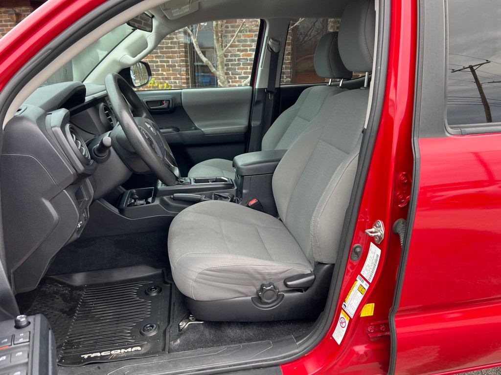 2019 Toyota Tacoma Image 7