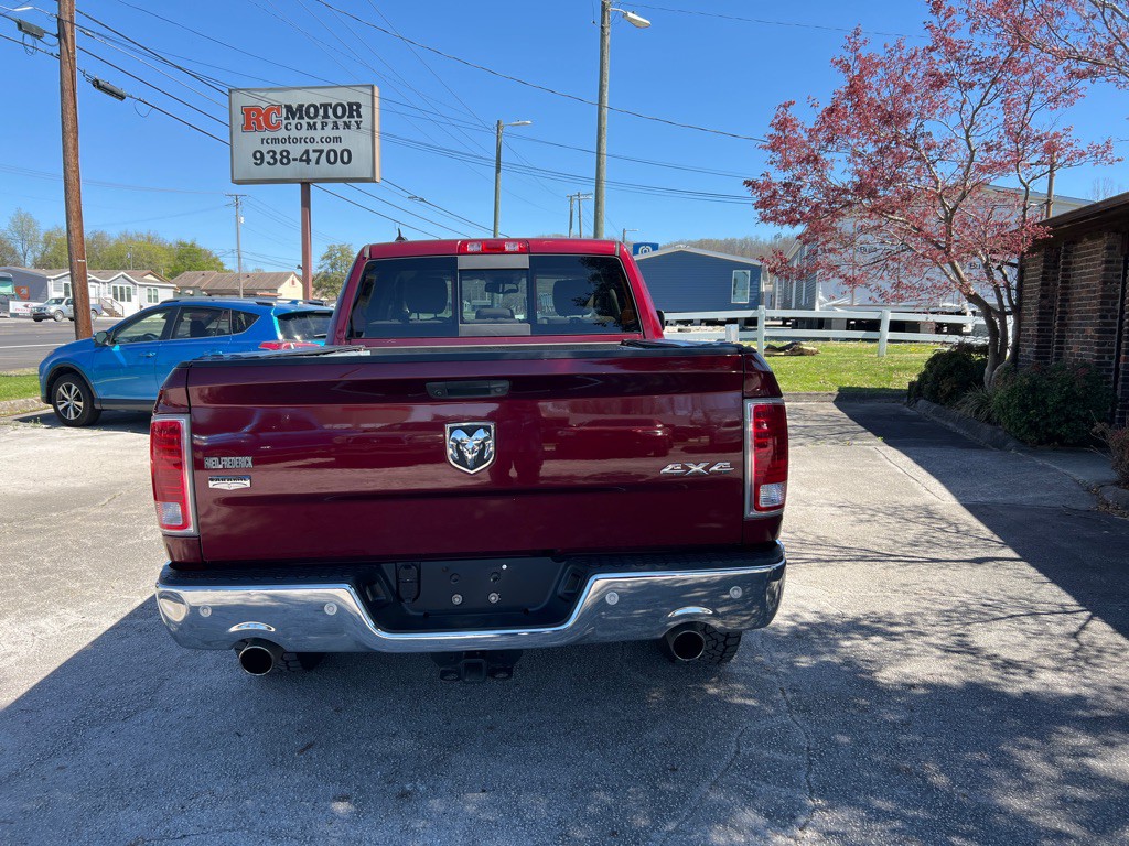 2018 RAM 1500 Image 3