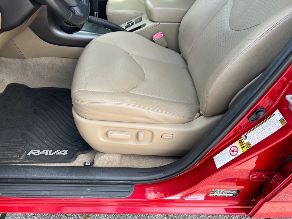 2010 Toyota Rav4 Image 8