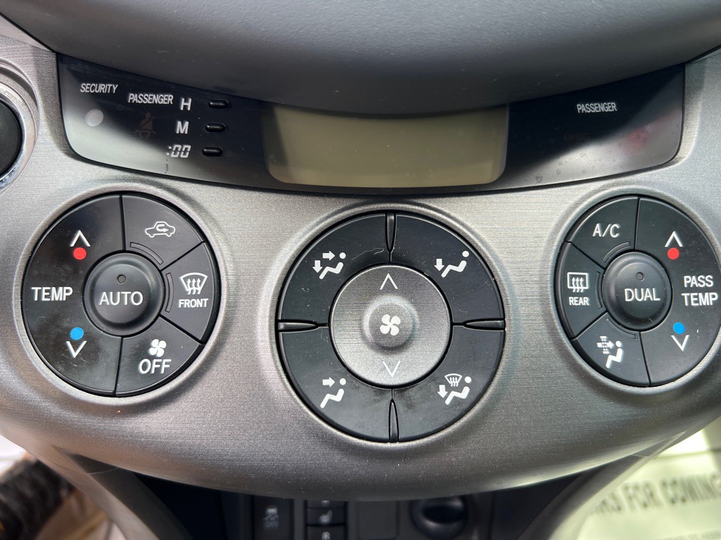 2010 Toyota Rav4 Image 16