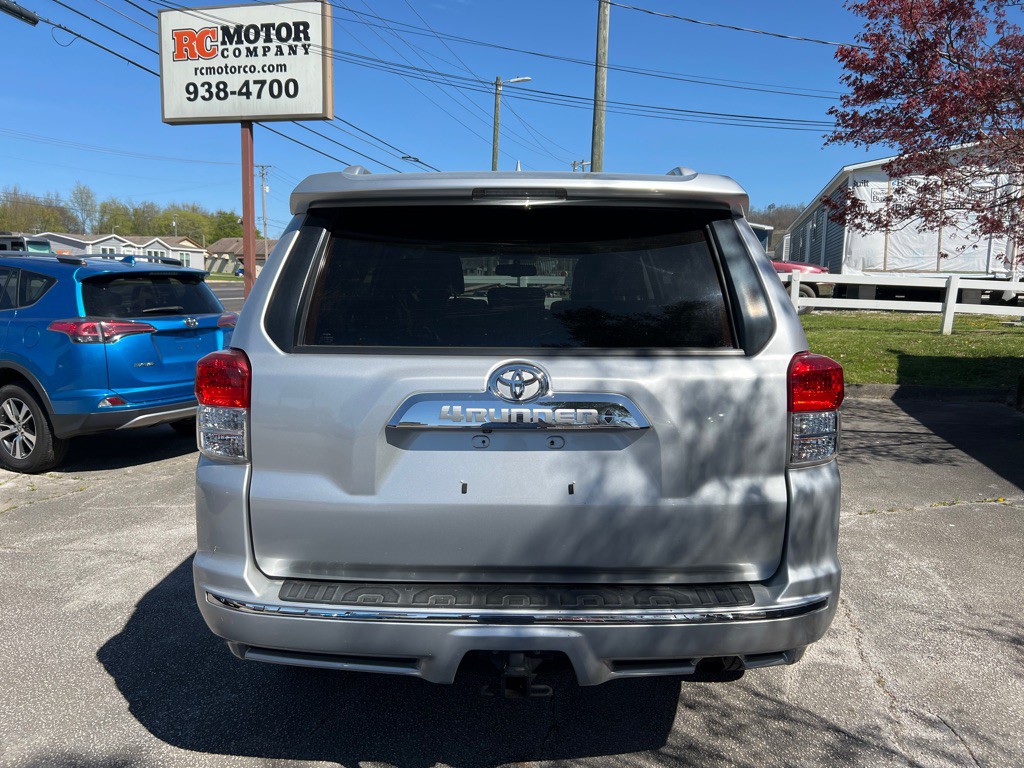 2013 Toyota 4Runner Image 3