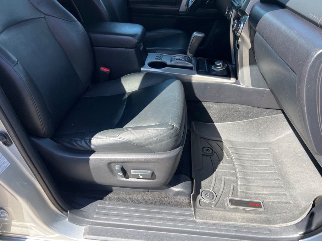 2013 Toyota 4Runner Image 14