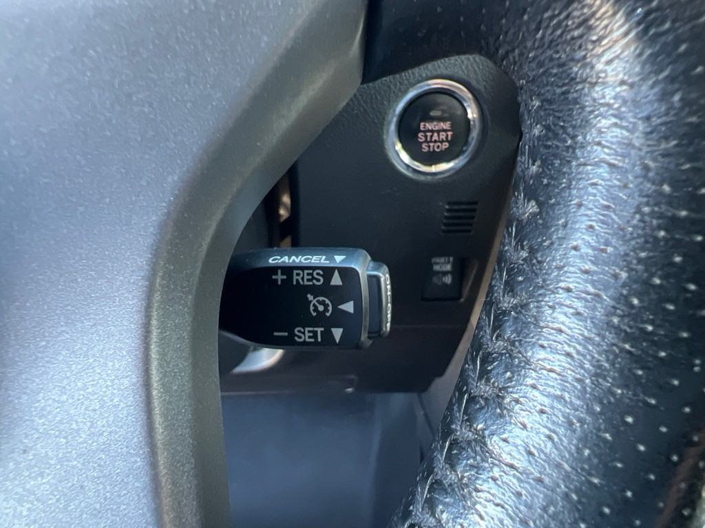 2013 Toyota 4Runner Image 16