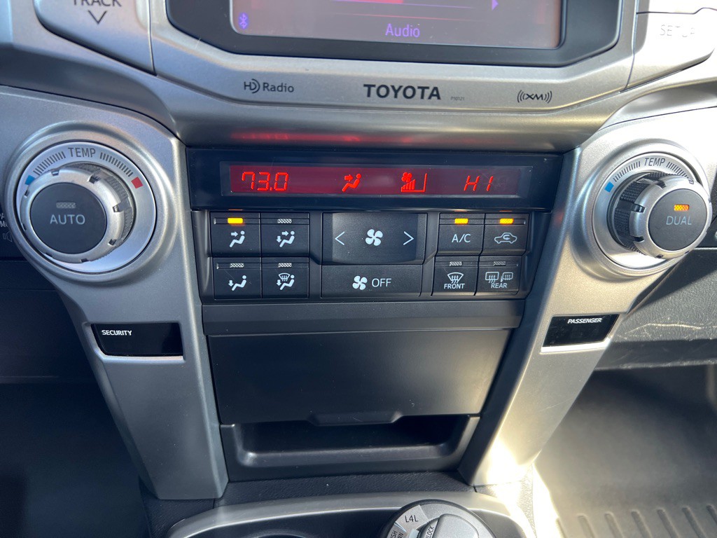 2013 Toyota 4Runner Image 22