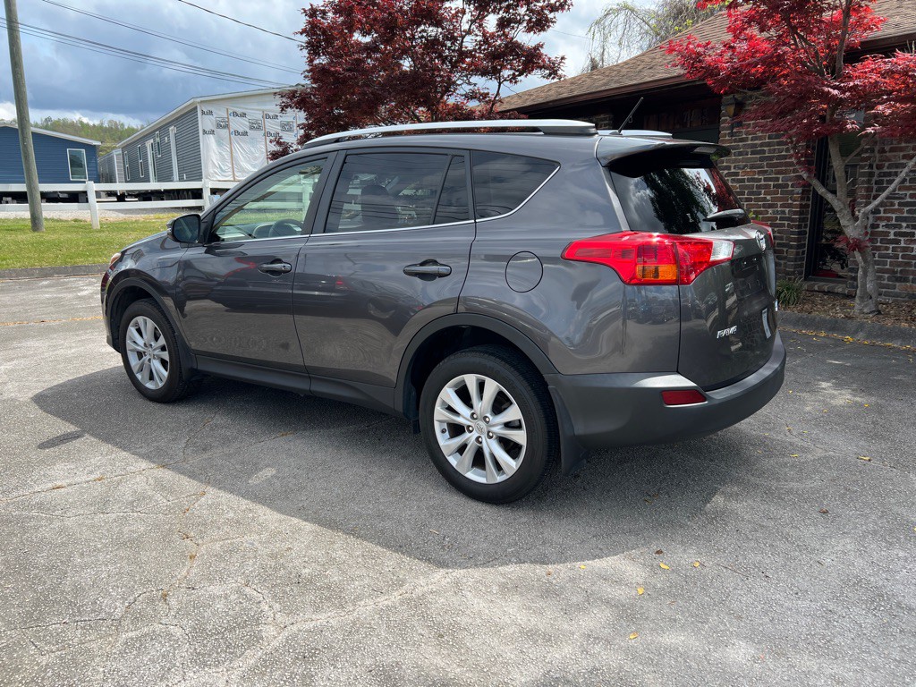 2013 Toyota Rav4 Image 2