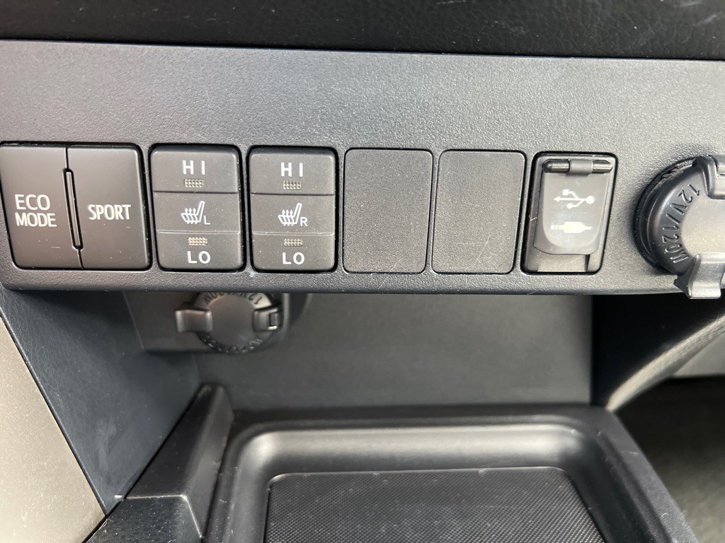 2013 Toyota Rav4 Image 18