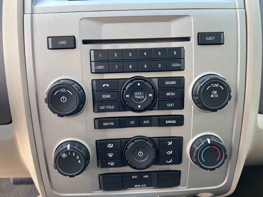 2010 Ford Escape Image 17
