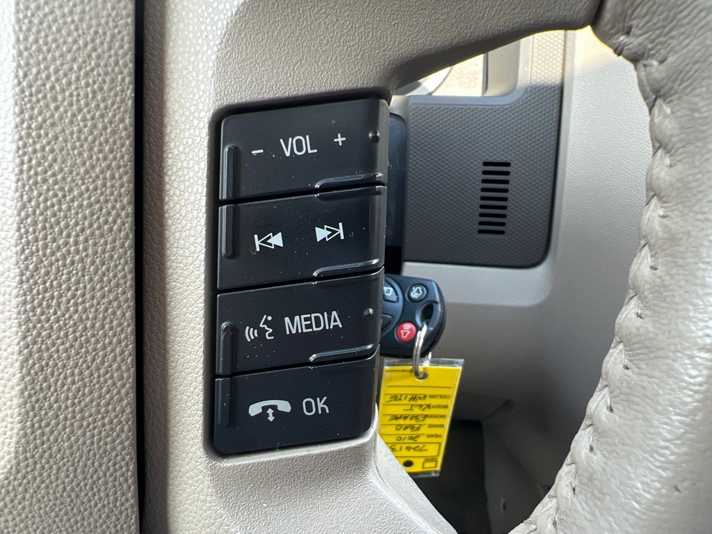 2010 Ford Escape Image 19