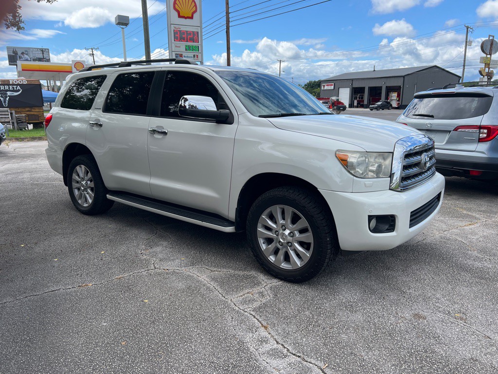 2014 Toyota Sequoia Image 6