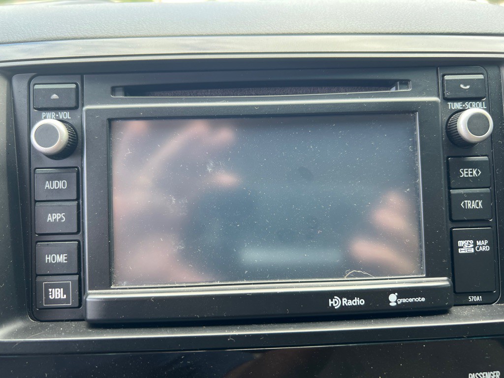 2014 Toyota Sequoia Image 24