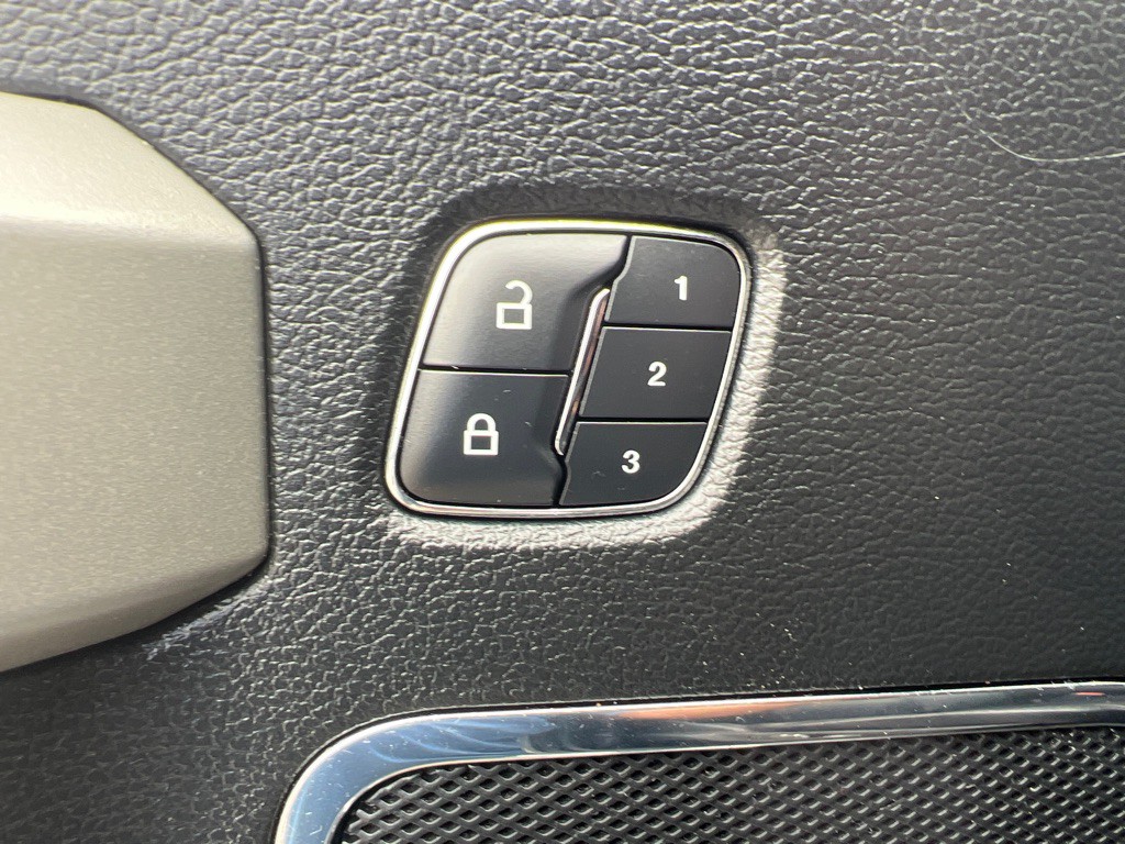 2017 Ford F-150 Image 14