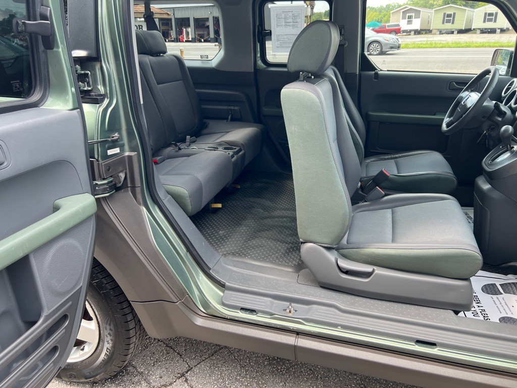 2004 Honda Element Image 11