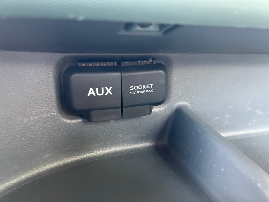 2004 Honda Element Image 16
