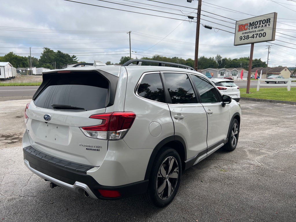 2020 Subaru Forester Image 5