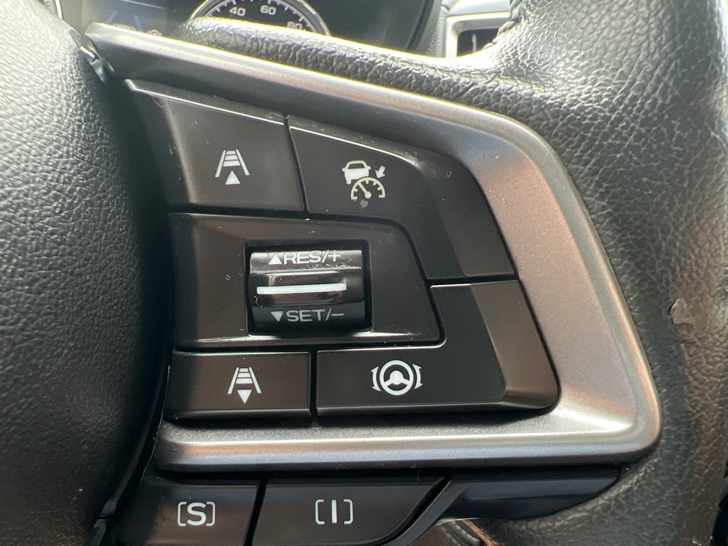 2020 Subaru Forester Image 17