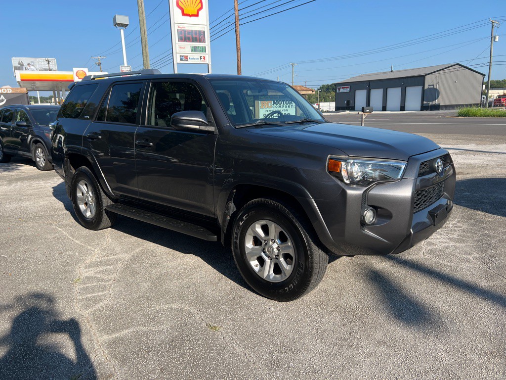 2016 Toyota 4Runner Image 4