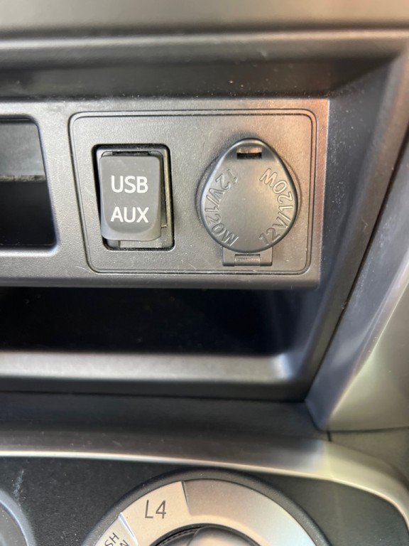 2016 Toyota 4Runner Image 17
